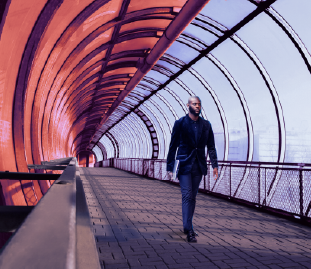 Aura_CampaignImagery_Image4_311x269.webp